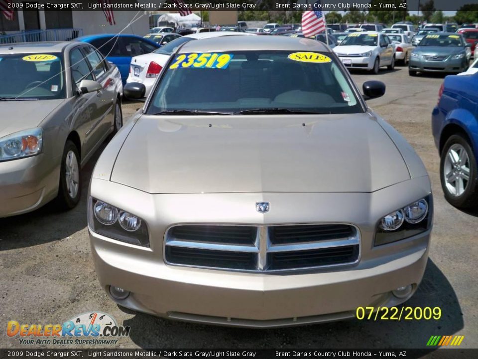 2009 Dodge Charger SXT Light Sandstone Metallic / Dark Slate Gray/Light Slate Gray Photo #1