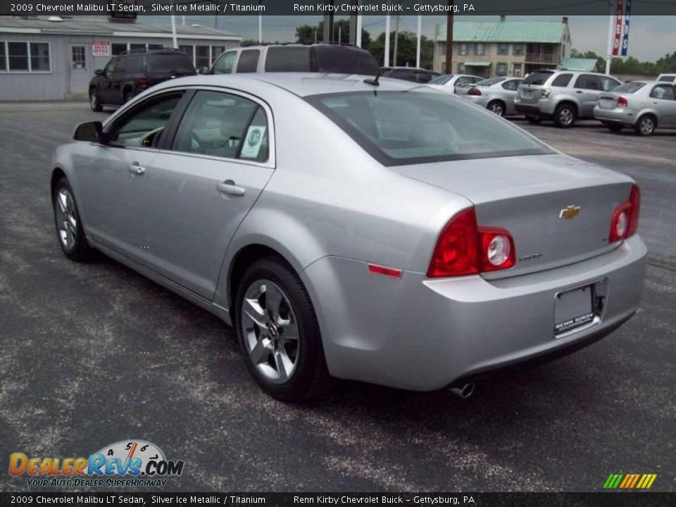 2009 Chevrolet Malibu LT Sedan Silver Ice Metallic / Titanium Photo #4