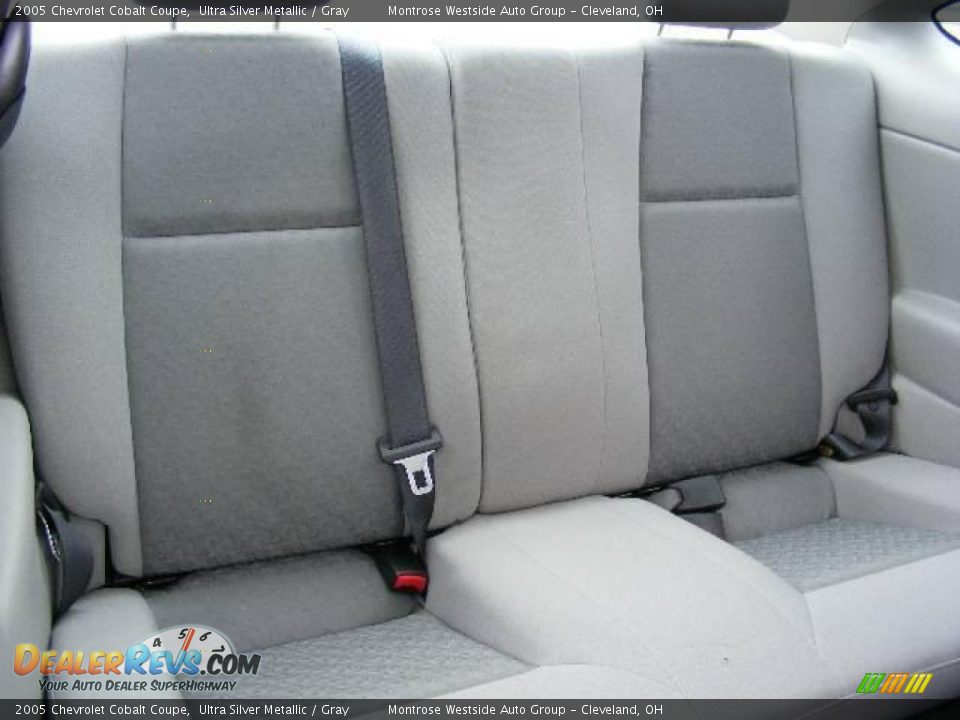 2005 Chevrolet Cobalt Coupe Ultra Silver Metallic / Gray Photo #12