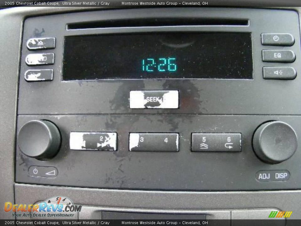 2005 Chevrolet Cobalt Coupe Ultra Silver Metallic / Gray Photo #20