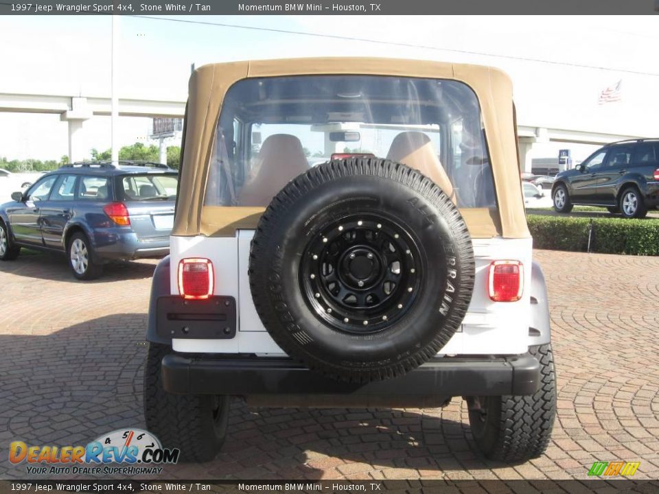 1997 Jeep Wrangler Sport 4x4 Stone White / Tan Photo #7