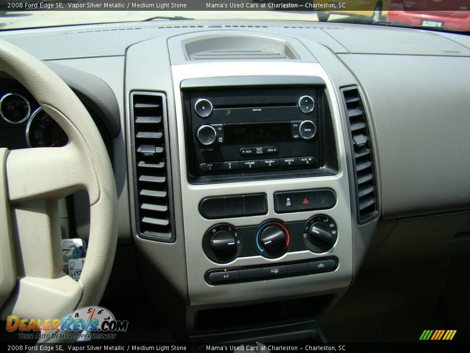 2008 Ford Edge SE Vapor Silver Metallic / Medium Light Stone Photo #17