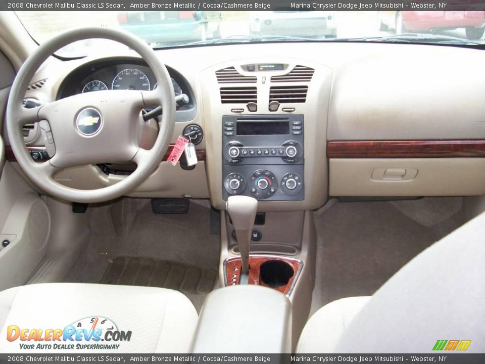 2008 Chevrolet Malibu Classic LS Sedan Amber Bronze Metallic / Cocoa/Cashmere Beige Photo #25