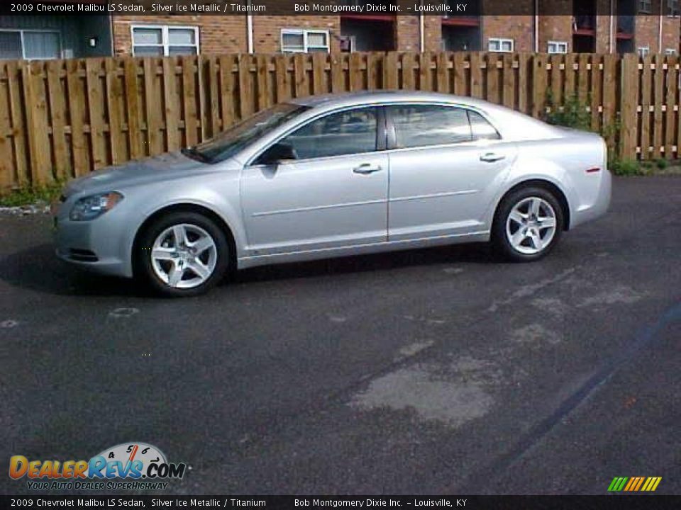 2009 Chevrolet Malibu LS Sedan Silver Ice Metallic / Titanium Photo #1