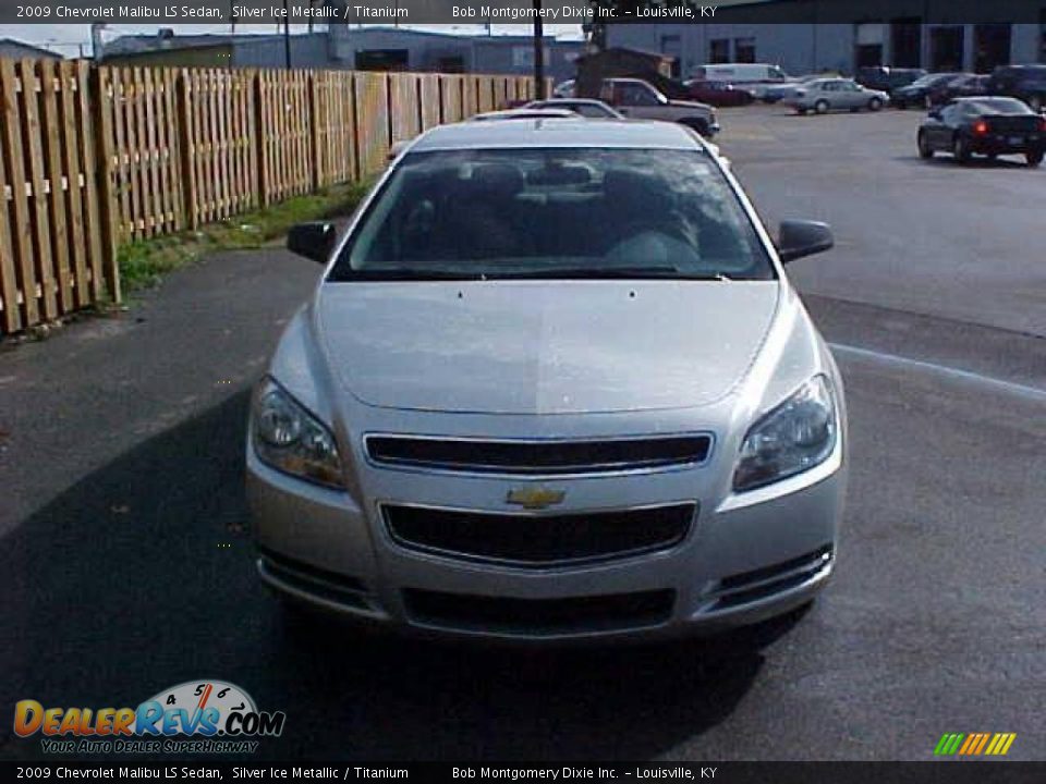 2009 Chevrolet Malibu LS Sedan Silver Ice Metallic / Titanium Photo #2