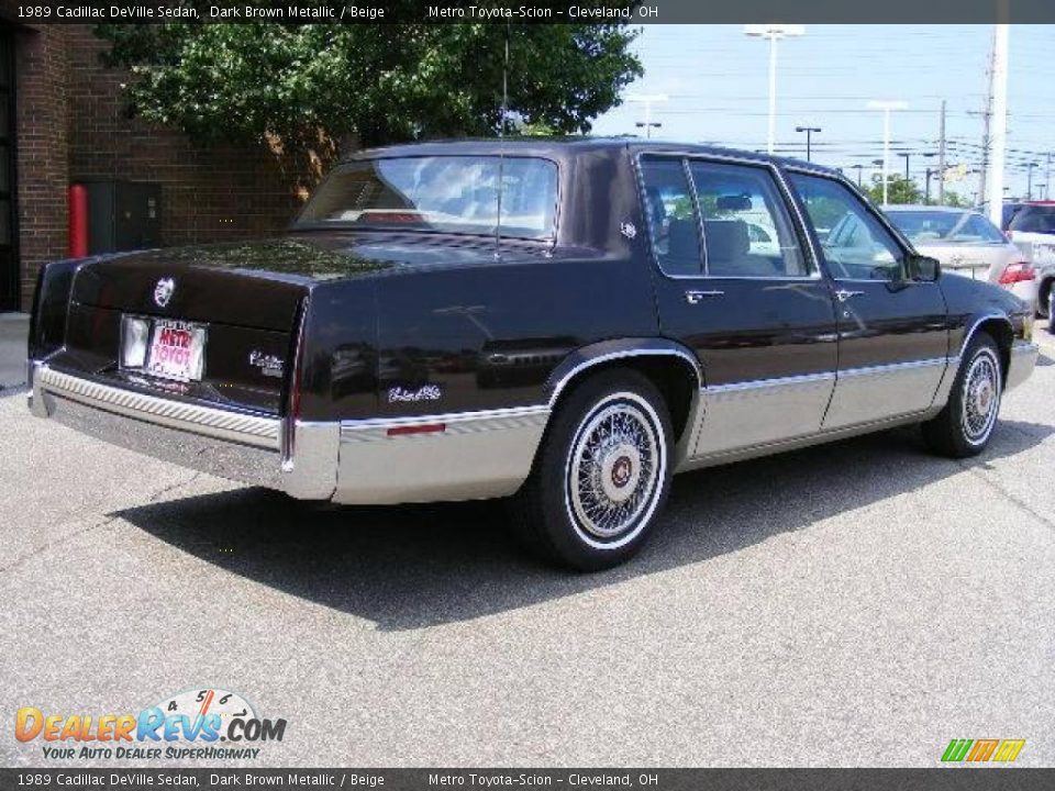 Cadillac Brougham 1989