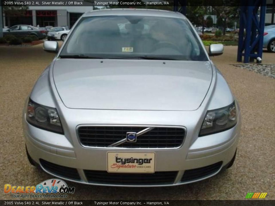 2005 Volvo S40 2.4i Silver Metallic / Off Black Photo #7