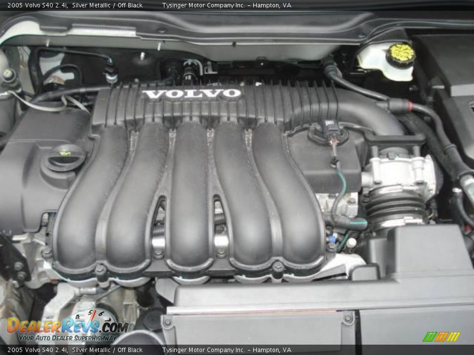 2005 Volvo S40 2.4i Silver Metallic / Off Black Photo #13