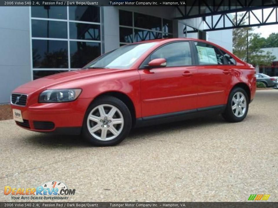 2006 Volvo S40 2.4i Passion Red / Dark Beige/Quartz Photo #2