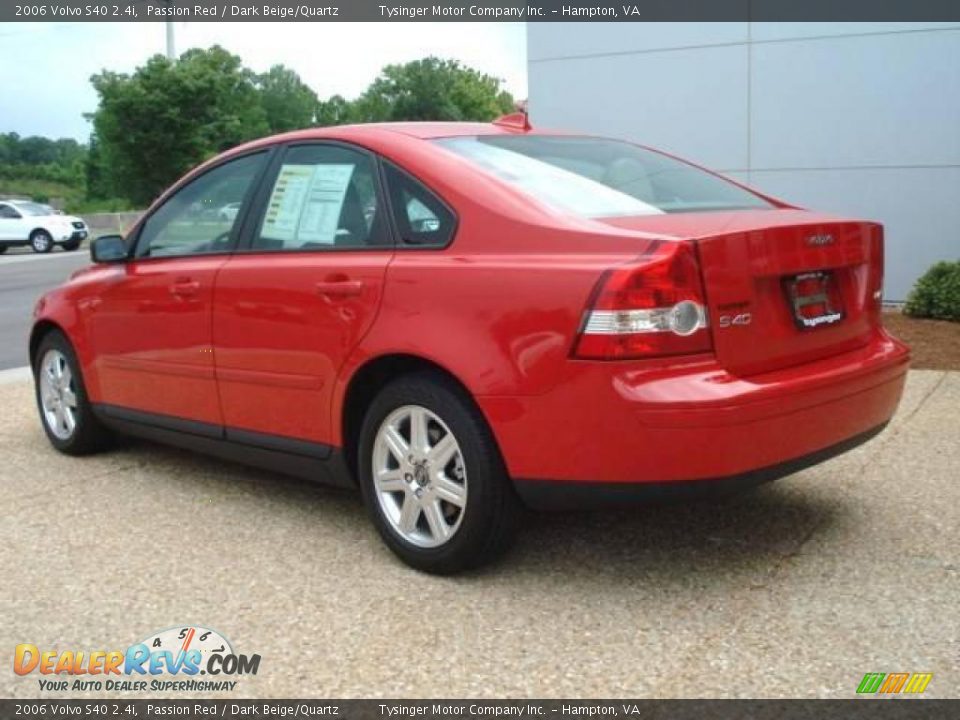 2006 Volvo S40 2.4i Passion Red / Dark Beige/Quartz Photo #4