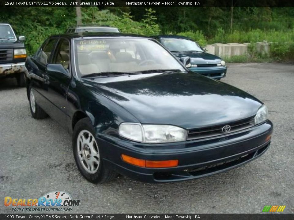 1993 Toyota Camry XLE V6 Sedan Dark Green Pearl / Beige Photo #1