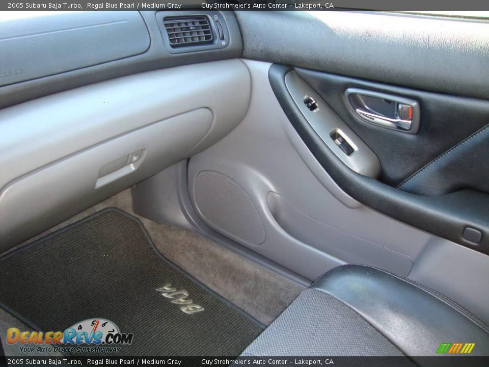 2005 Subaru Baja Turbo Regal Blue Pearl / Medium Gray Photo #16
