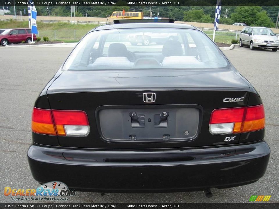 1996 Honda Civic DX Coupe Granada Black Pearl Metallic / Gray Photo #4