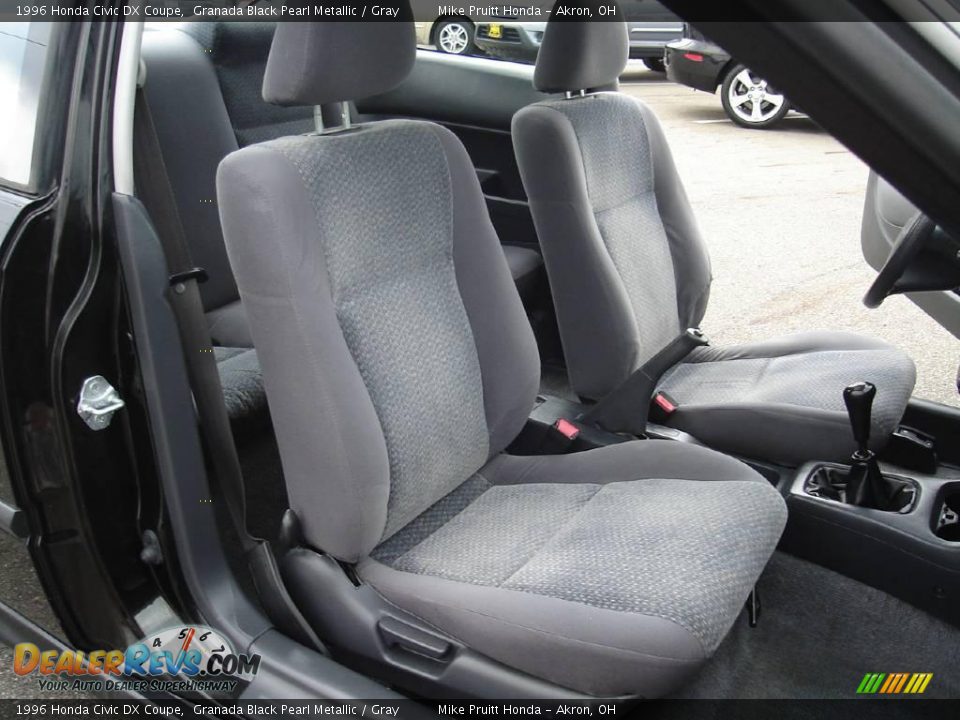 1996 Honda Civic DX Coupe Granada Black Pearl Metallic / Gray Photo #14