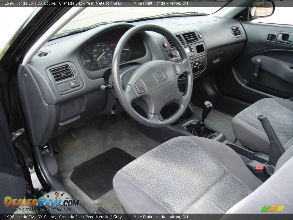 1996 Honda Civic DX Coupe Granada Black Pearl Metallic / Gray Photo #20