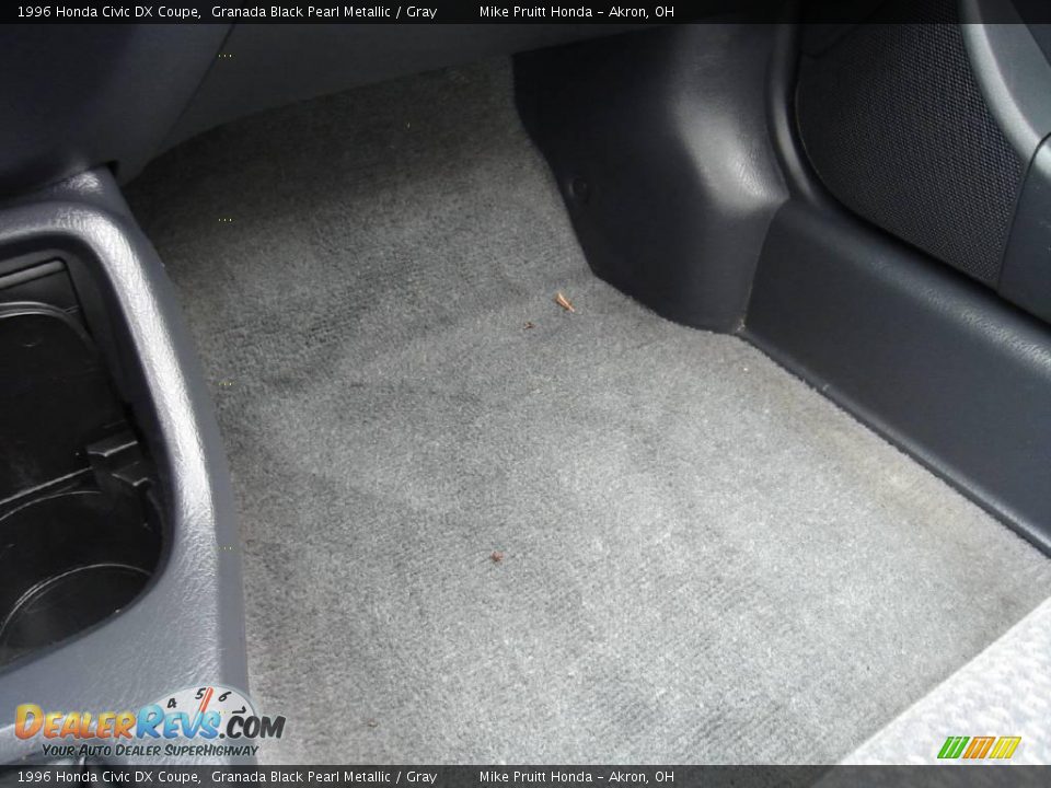 1996 Honda Civic DX Coupe Granada Black Pearl Metallic / Gray Photo #26