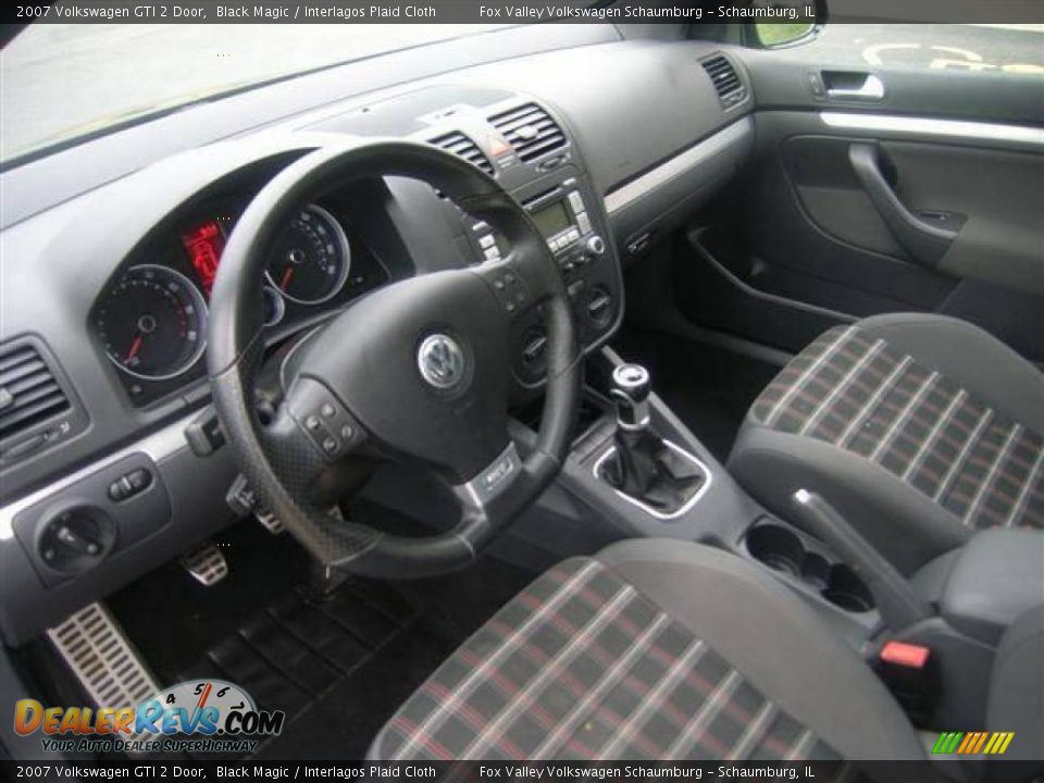 2007 Volkswagen GTI 2 Door Black Magic / Interlagos Plaid Cloth Photo #9