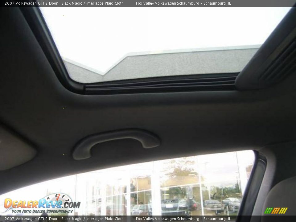 2007 Volkswagen GTI 2 Door Black Magic / Interlagos Plaid Cloth Photo #14