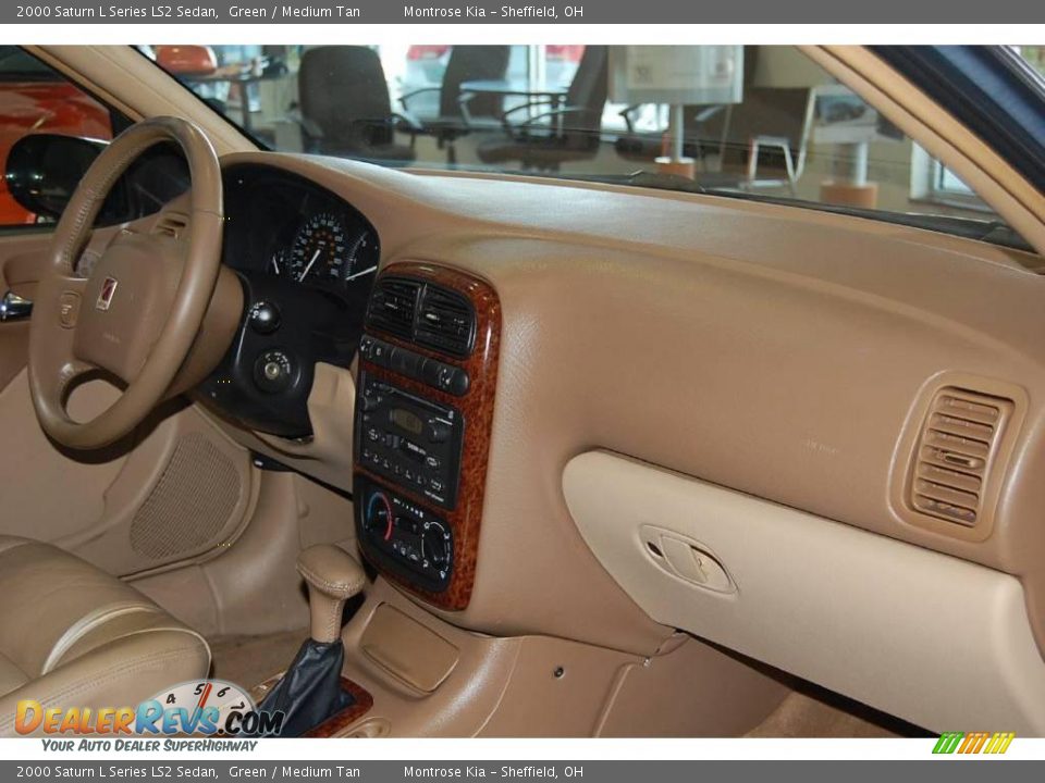 2000 Saturn L Series LS2 Sedan Green / Medium Tan Photo #14