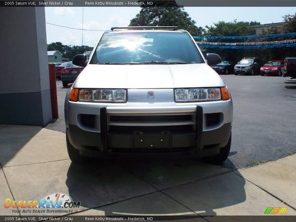 2005 Saturn VUE Silver Nickel / Gray Photo #2