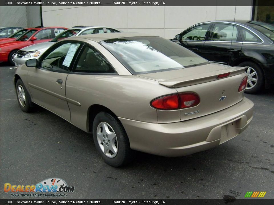 2000 Chevrolet Cavalier Coupe Sandrift Metallic / Neutral Photo #2