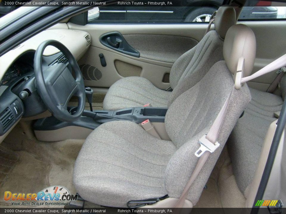 2000 Chevrolet Cavalier Coupe Sandrift Metallic / Neutral Photo #9