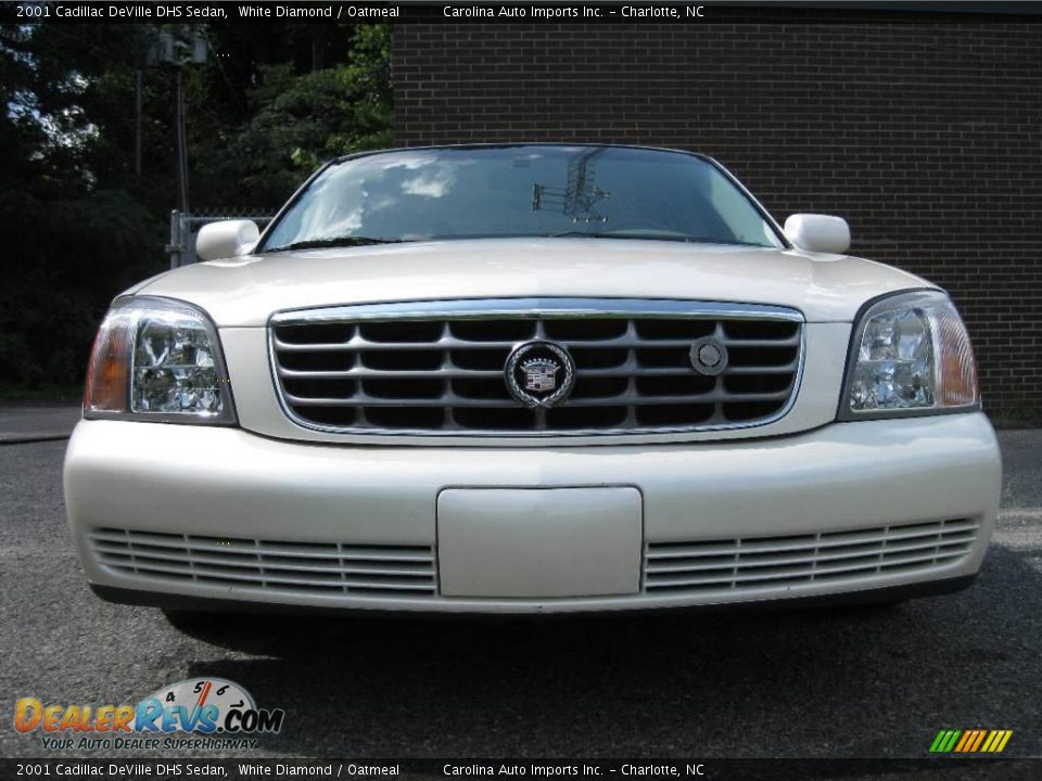 2001 Cadillac DeVille DHS Sedan White Diamond / Oatmeal Photo #3