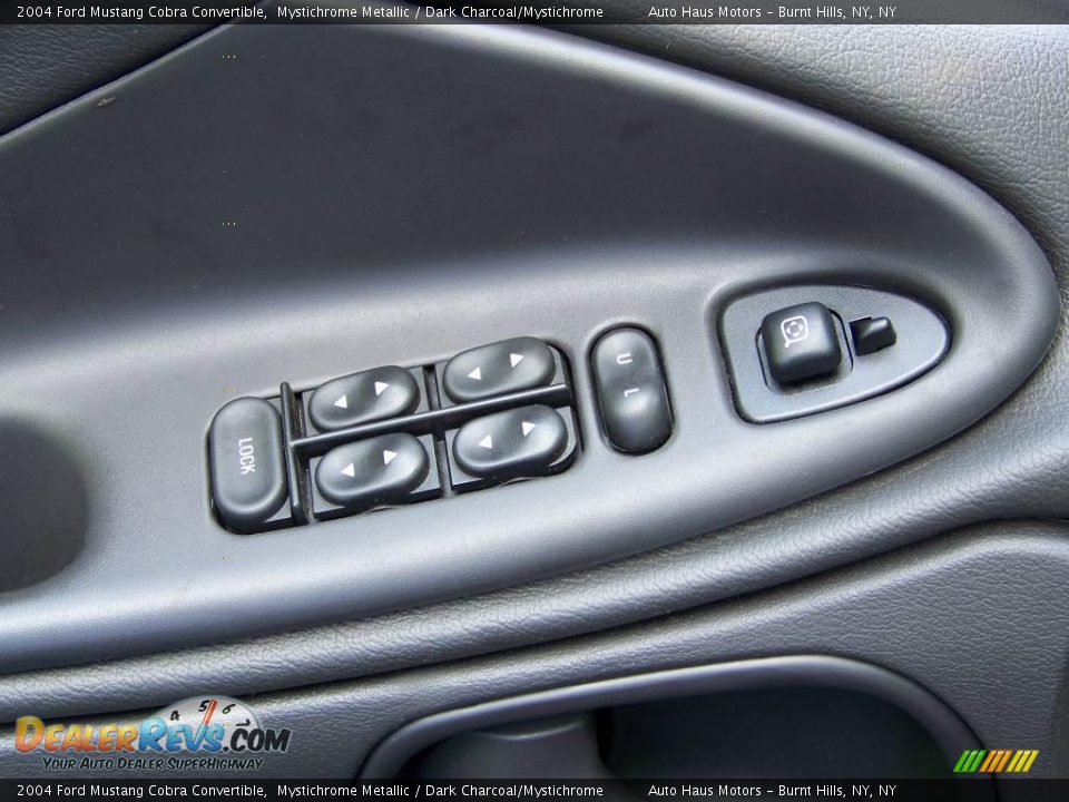 Controls of 2004 Ford Mustang Cobra Convertible Photo #27