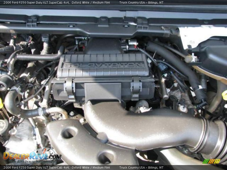 2006 Ford F250 Super Duty XLT SuperCab 4x4 Oxford White / Medium Flint Photo #12
