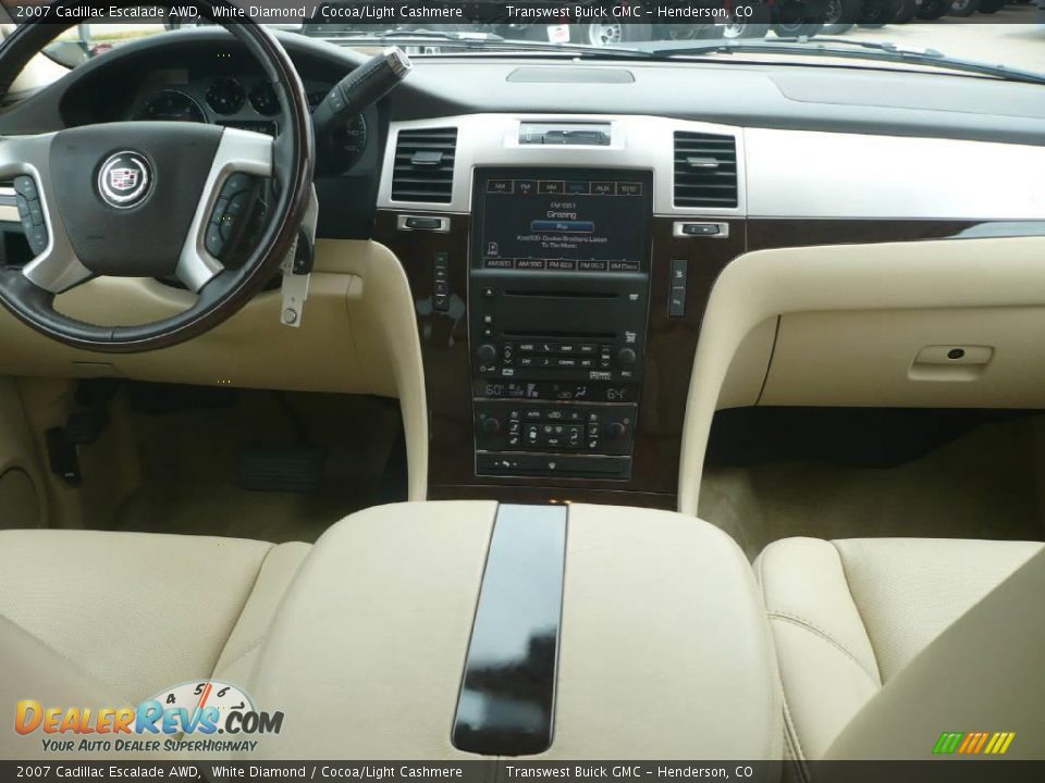 2007 Cadillac Escalade AWD White Diamond / Cocoa/Light Cashmere Photo #11