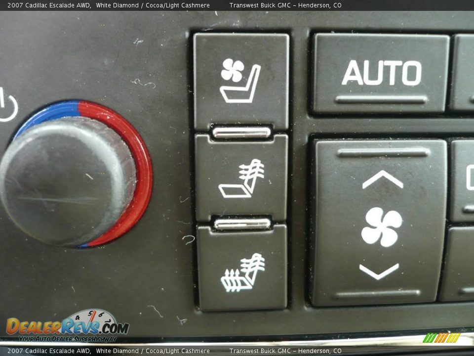 2007 Cadillac Escalade AWD White Diamond / Cocoa/Light Cashmere Photo #27
