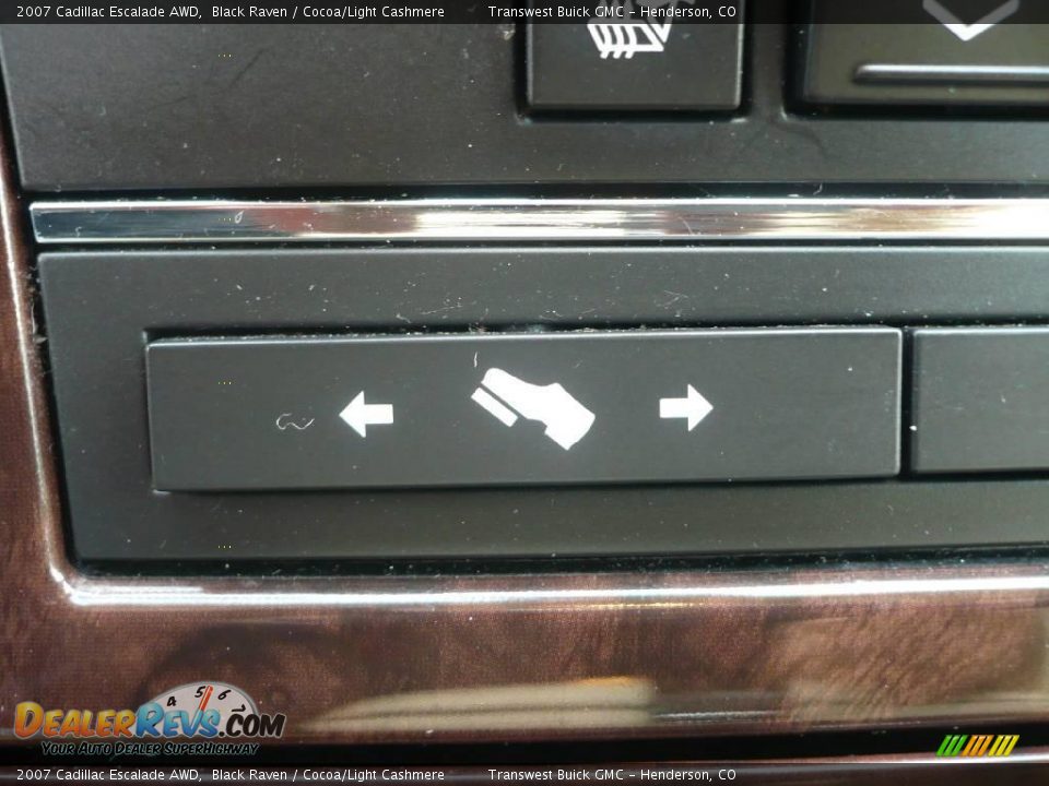 2007 Cadillac Escalade AWD Black Raven / Cocoa/Light Cashmere Photo #25