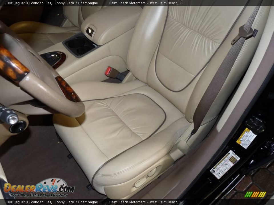 2006 Jaguar XJ Vanden Plas Ebony Black / Champagne Photo #21