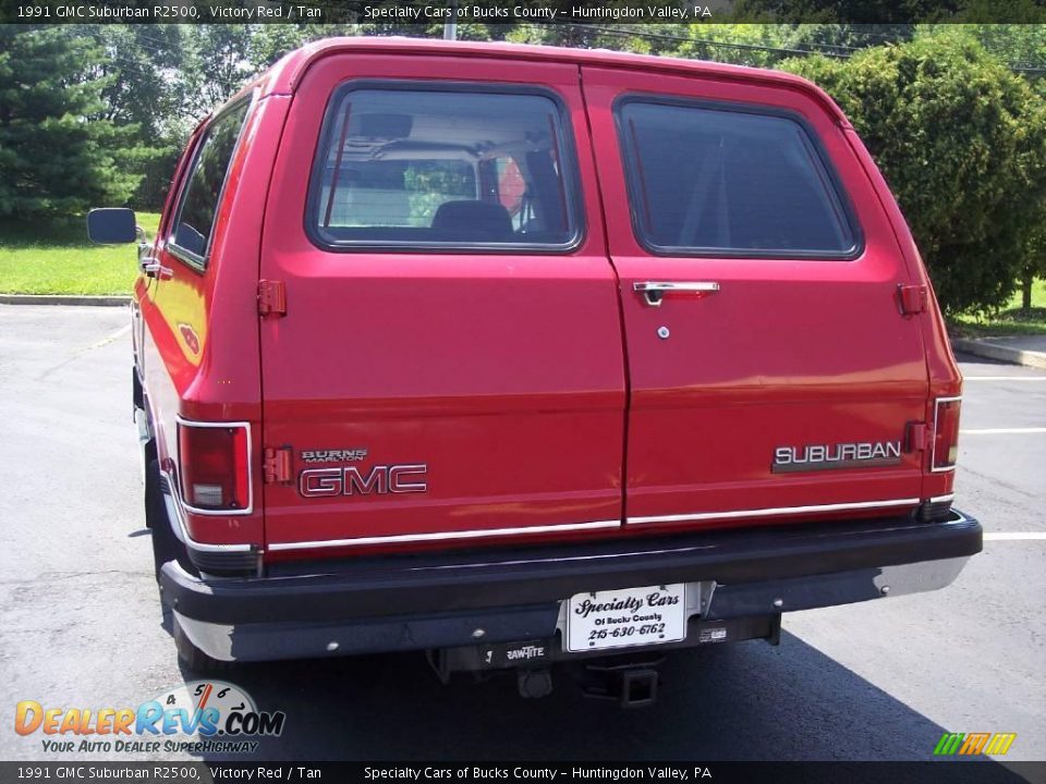 1991 GMC Suburban R2500 Victory Red / Tan Photo #12