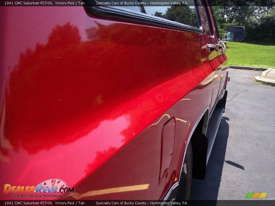 1991 GMC Suburban R2500 Victory Red / Tan Photo #16