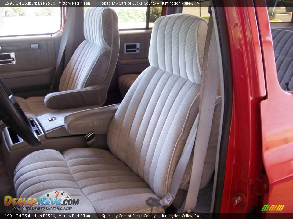 1991 GMC Suburban R2500 Victory Red / Tan Photo #26