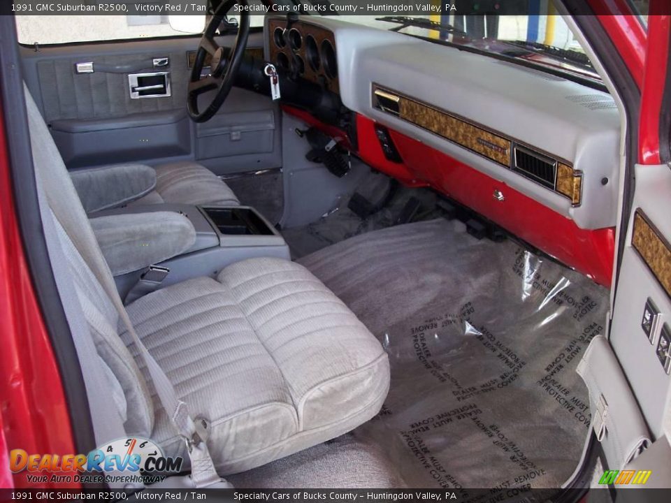 1991 GMC Suburban R2500 Victory Red / Tan Photo #34