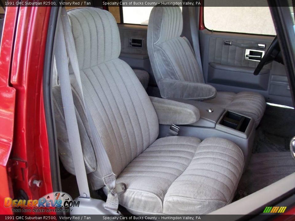 1991 GMC Suburban R2500 Victory Red / Tan Photo #35