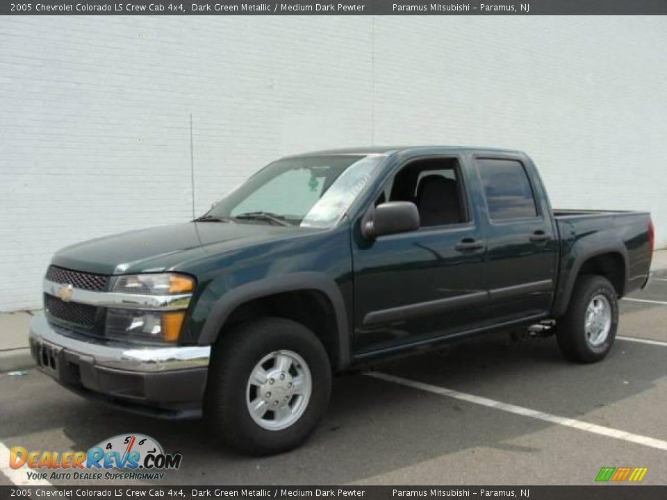 2005 Chevrolet Colorado LS Crew Cab 4x4 Dark Green Metallic / Medium Dark Pewter Photo #1