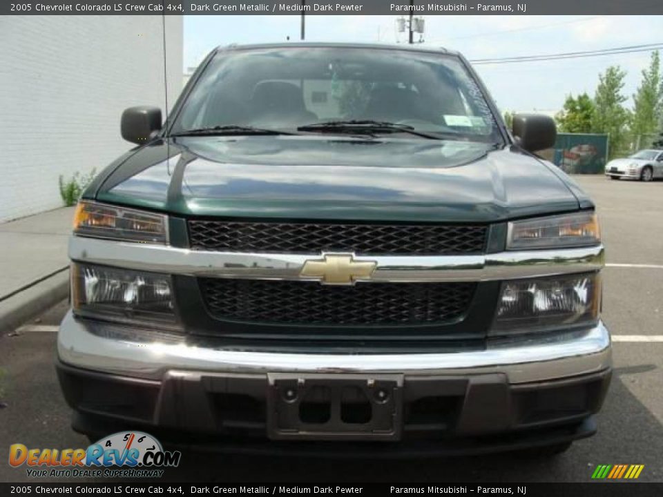2005 Chevrolet Colorado LS Crew Cab 4x4 Dark Green Metallic / Medium Dark Pewter Photo #2