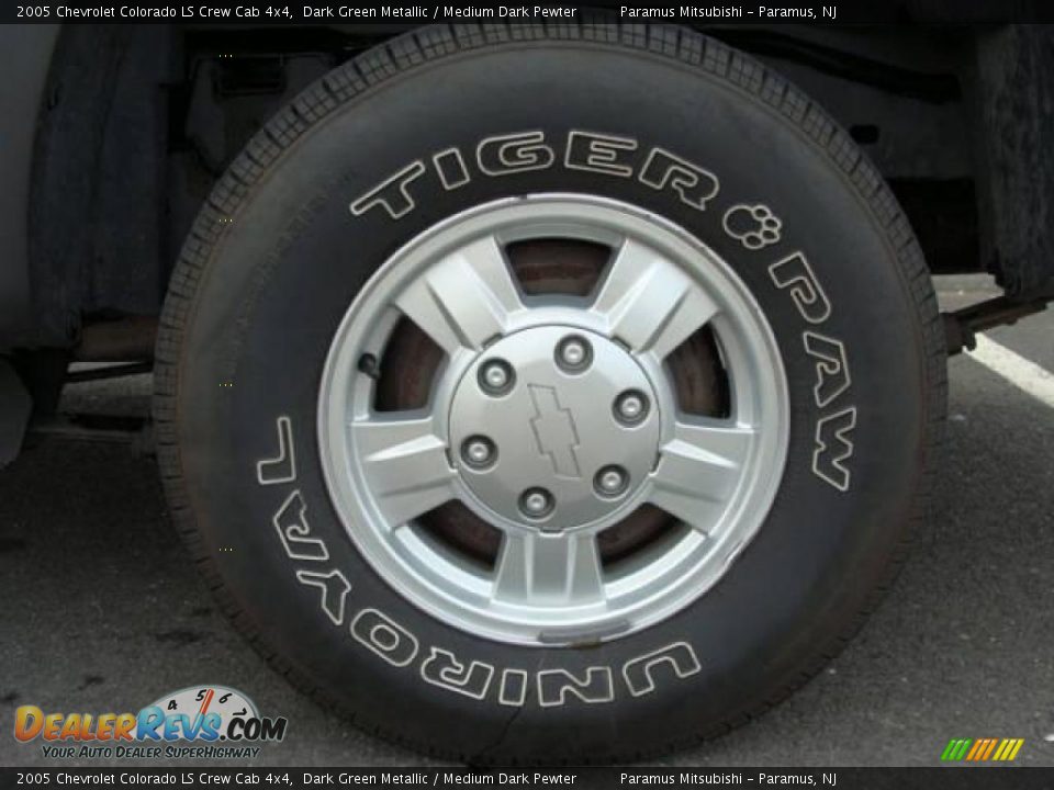 2005 Chevrolet Colorado LS Crew Cab 4x4 Dark Green Metallic / Medium Dark Pewter Photo #6