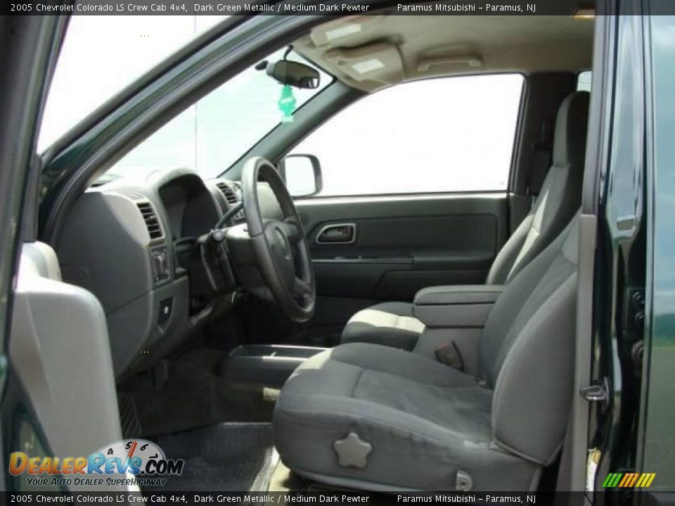 2005 Chevrolet Colorado LS Crew Cab 4x4 Dark Green Metallic / Medium Dark Pewter Photo #9