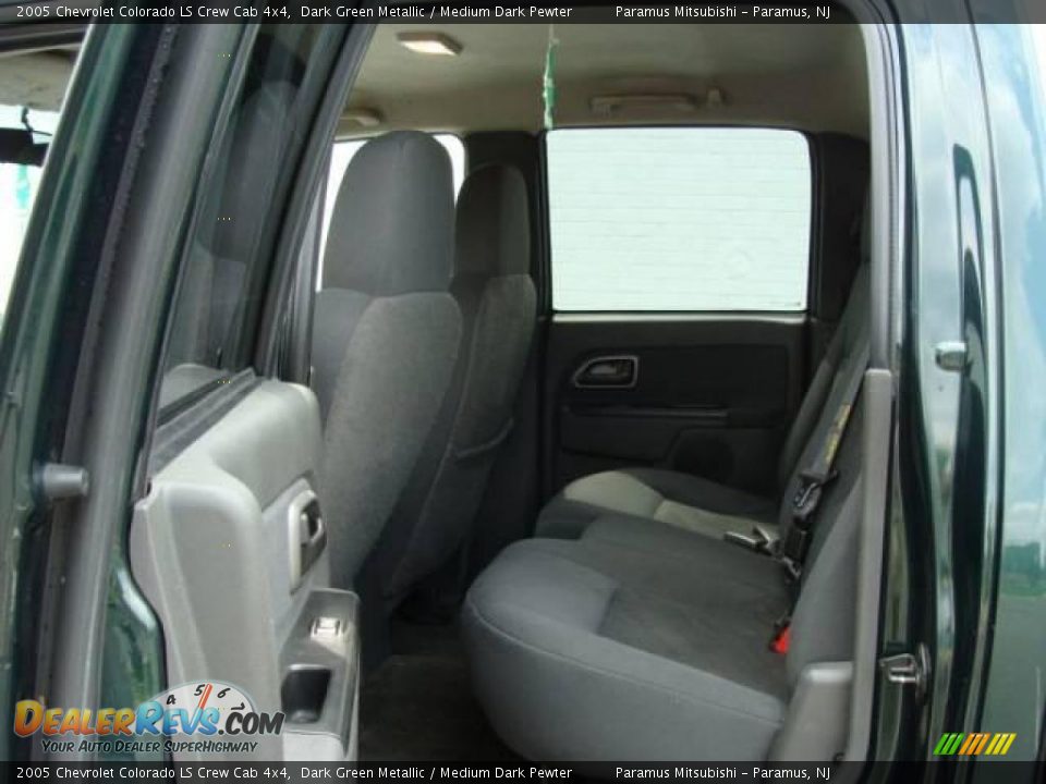 2005 Chevrolet Colorado LS Crew Cab 4x4 Dark Green Metallic / Medium Dark Pewter Photo #23
