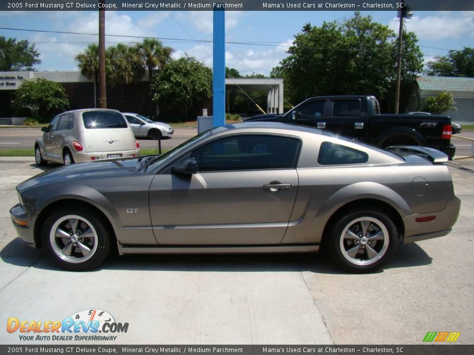 2005 Ford Mustang GT Deluxe Coupe Mineral Grey Metallic / Medium Parchment Photo #5