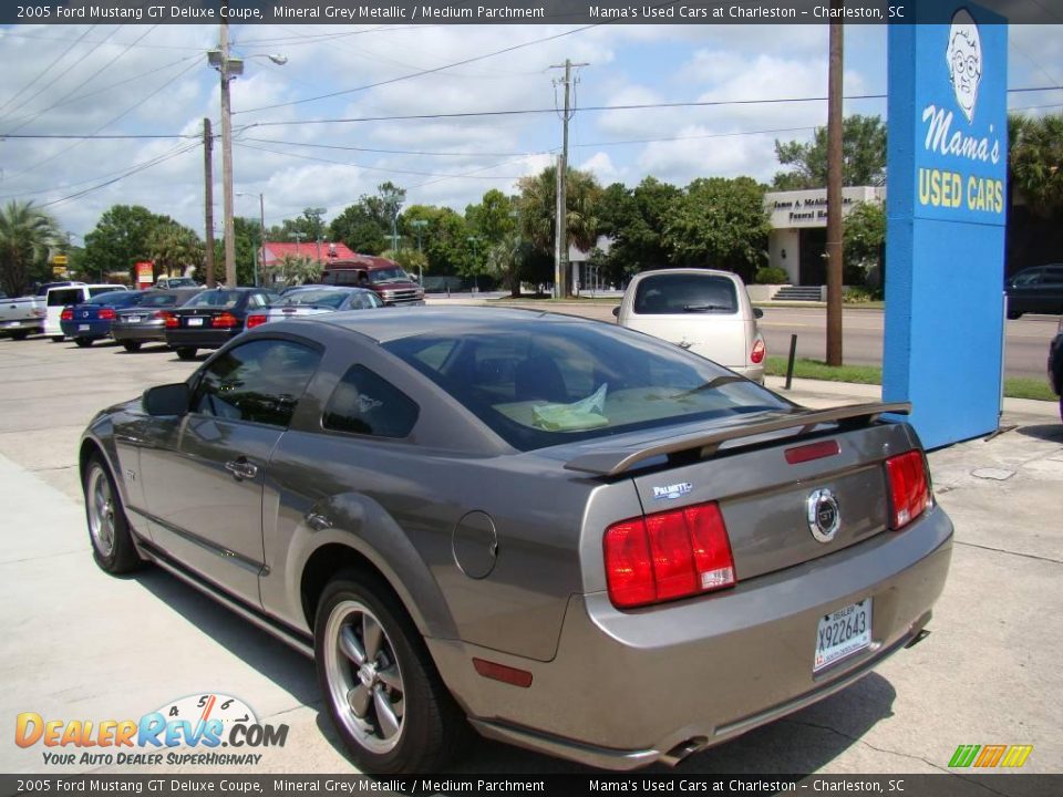 2005 Ford Mustang GT Deluxe Coupe Mineral Grey Metallic / Medium Parchment Photo #6