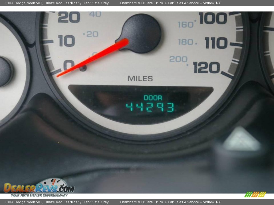 2004 Dodge Neon SXT Blaze Red Pearlcoat / Dark Slate Gray Photo #4