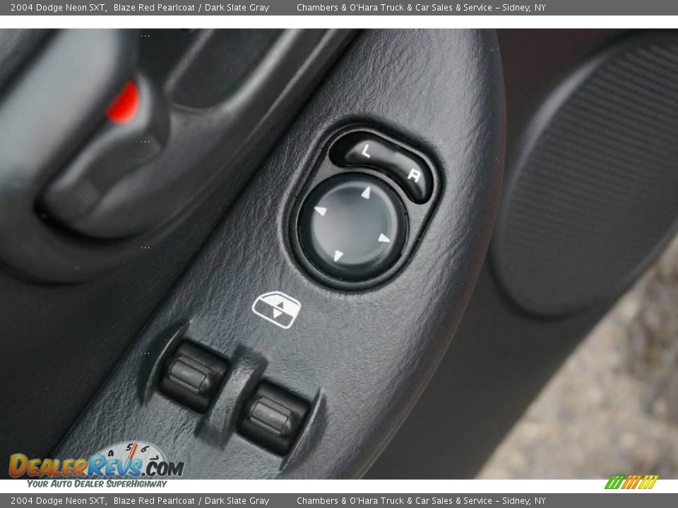 2004 Dodge Neon SXT Blaze Red Pearlcoat / Dark Slate Gray Photo #6