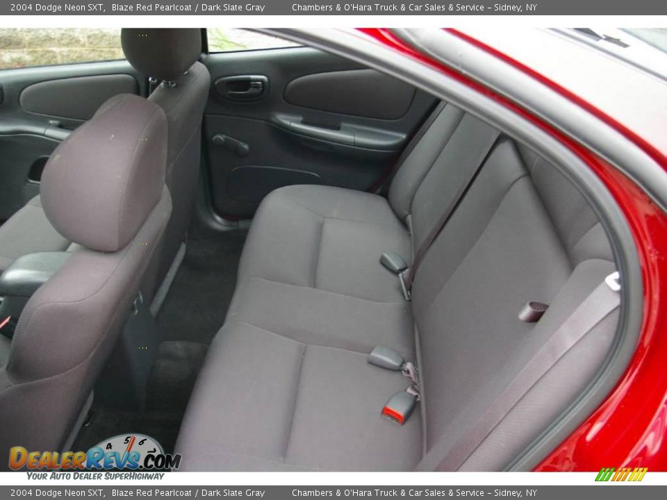2004 Dodge Neon SXT Blaze Red Pearlcoat / Dark Slate Gray Photo #7