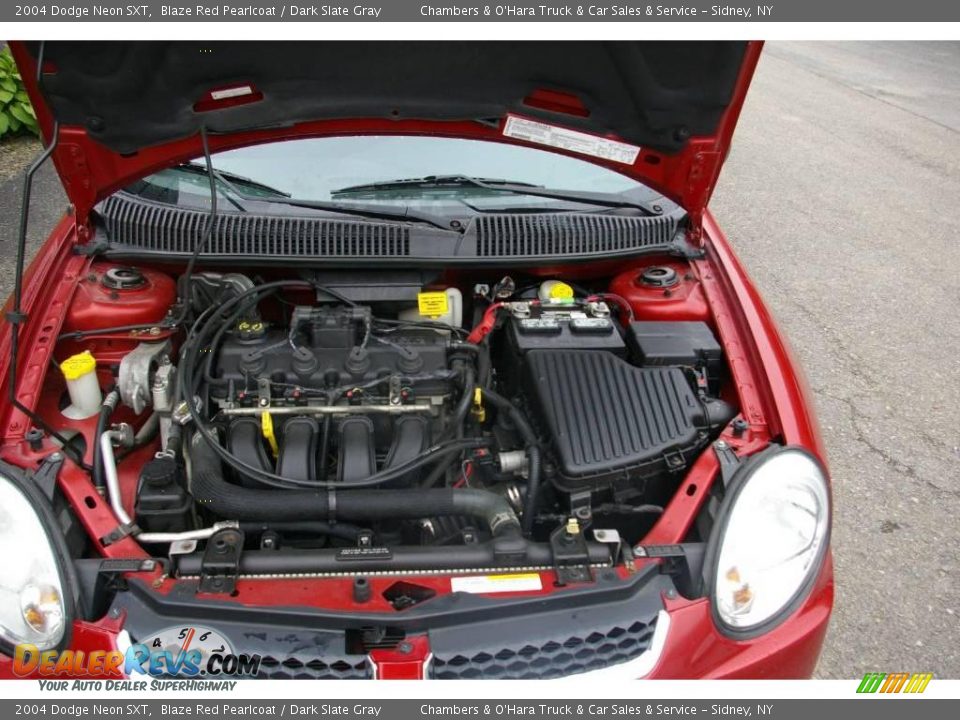 2004 Dodge Neon SXT Blaze Red Pearlcoat / Dark Slate Gray Photo #12