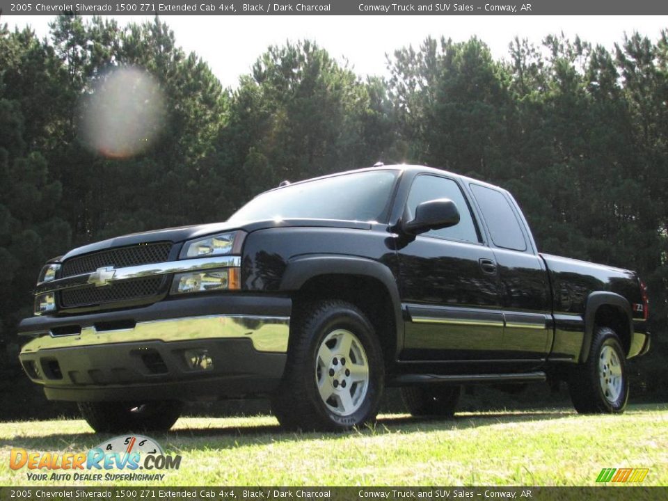 2005 Chevrolet Silverado 1500 Z71 Extended Cab 4x4 Black / Dark Charcoal Photo #2